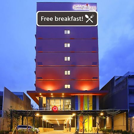 Amaris Hotel Pasar Baru Dżakarta Zewnętrze zdjęcie